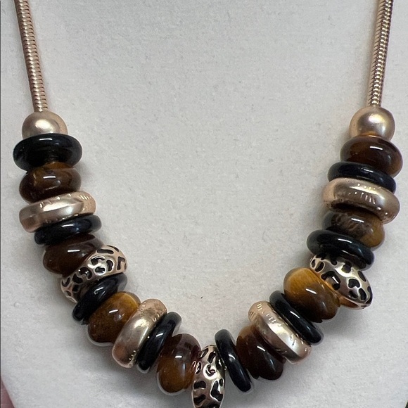 Piper K | Tiger Eye Necklace - Picture 10 of 13